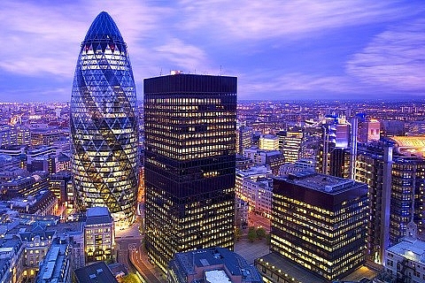 Anh: Thu nhập của nữ giám đốc ngành tài chính chỉ bằng 66% đồng nghiệp nam