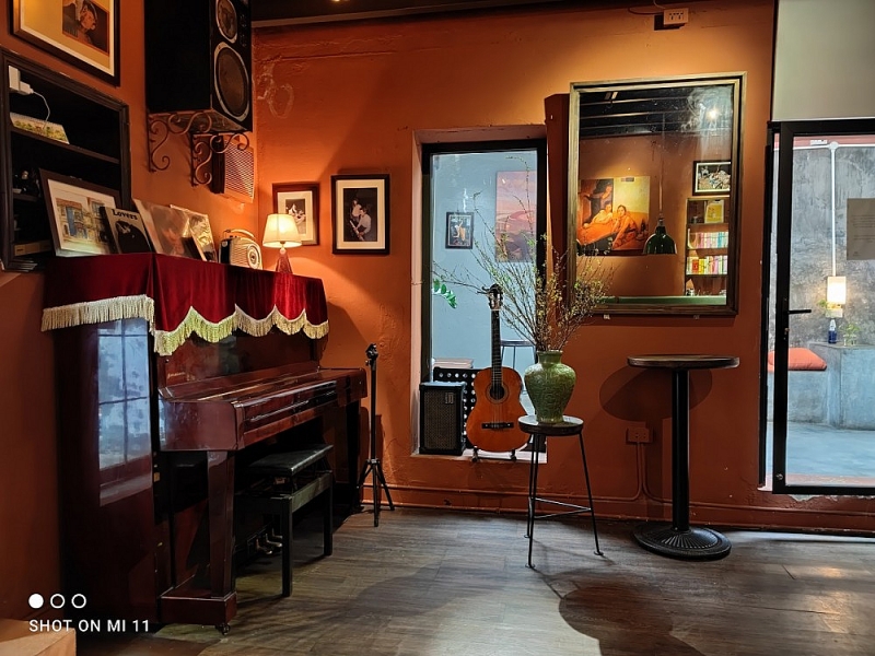 'Siêu phẩm' flagship Mi 11 5G của Xiaomi khiến iPhone 12 Pro Max phải 'dè chừng'