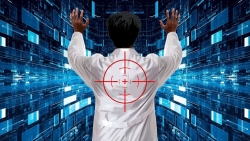 Cạnh tranh Mỹ-Trung Quốc: Khi cơn sóng ngầm ‘săn phù thủy’ dậy sóng