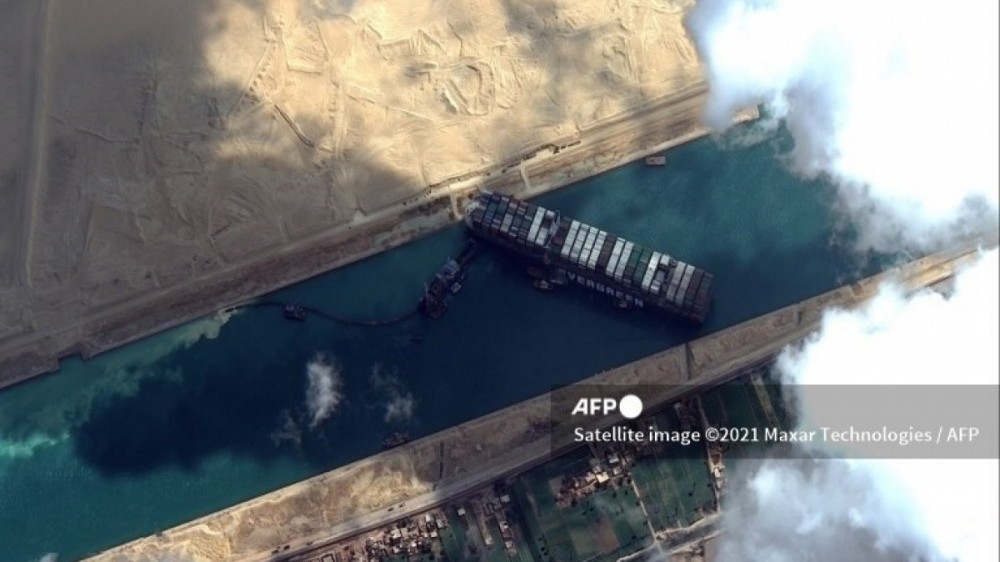 la huyet mach van hanh kinh te the gioi kenh dao suez quan trong nhu the nao doi voi xuat nhap khau cua viet nam