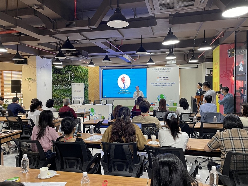 Chuỗi sự kiện Retail University - Thúc đẩy kinh doanh trực tuyến cho doanh nghiệp bán lẻ năm 2021 chính thức ra mắt tại Hà Nội. (Nguồn:  