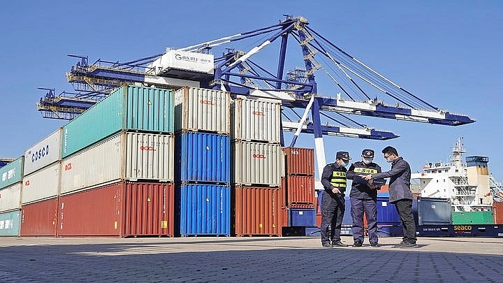 Chuyên gia: Xung đột Nga-Ukraine thúc đẩy xuất khẩu của Trung Quốc