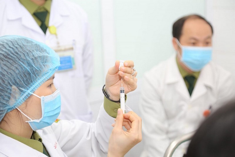 Bộ Y tế: Đã tiếp nhận gần 219,7 triệu liều vaccine phòng Covid-19; đẩy mạnh tiêm mũi 3