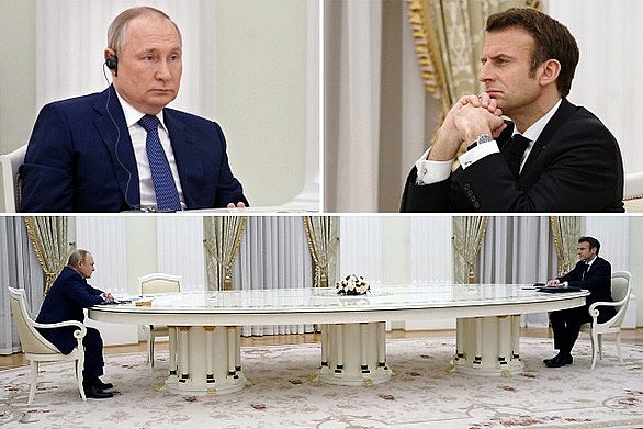Tổng thống Nga và Pháp trong cuộc hội đàm ngày 7-2 ở Matxcơva - Ảnh: NOVINITE.COM