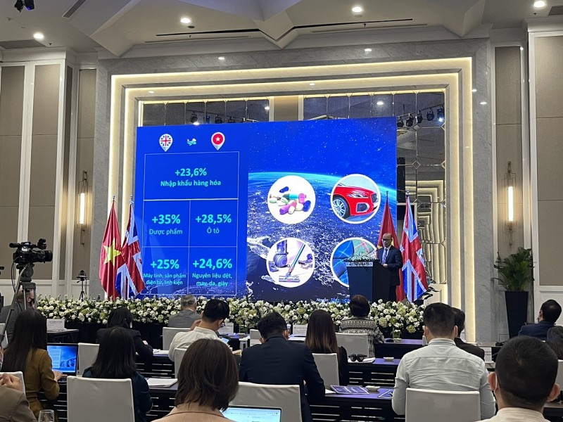 Xuất khẩu ngày 14-18/3: Bộ Ngoại giao tích cực gỡ vướng vụ container điều sang Italy; tín hiệu vui sau 1 năm thực thi UKVFTA Xuất khẩu ngày 14-18/3: Bộ Ngoại giao tích cực gỡ vướng vụ container điều sang Italy; tín hiệu vui sau 1 năm thực thi UKVFTA