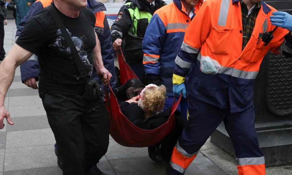 no lon tai ga tau dien ngam st peterburg it nhat 9 nguoi thiet mang