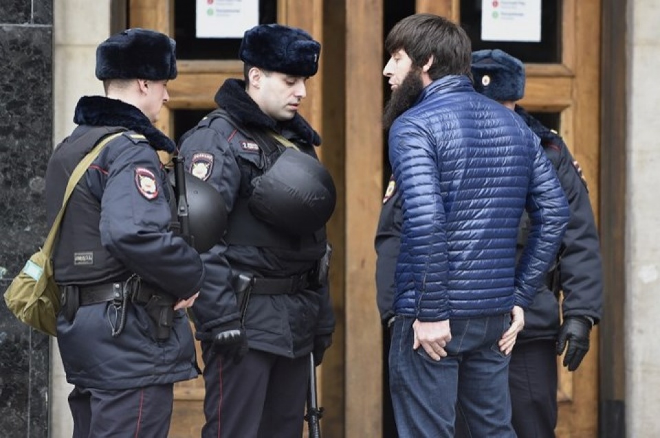 nga lap doi phan ung nhanh lien tuc bao ve tau dien ngam