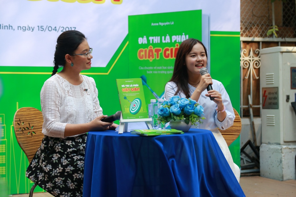 bi quyet san hoc bong dai hoc quoc te