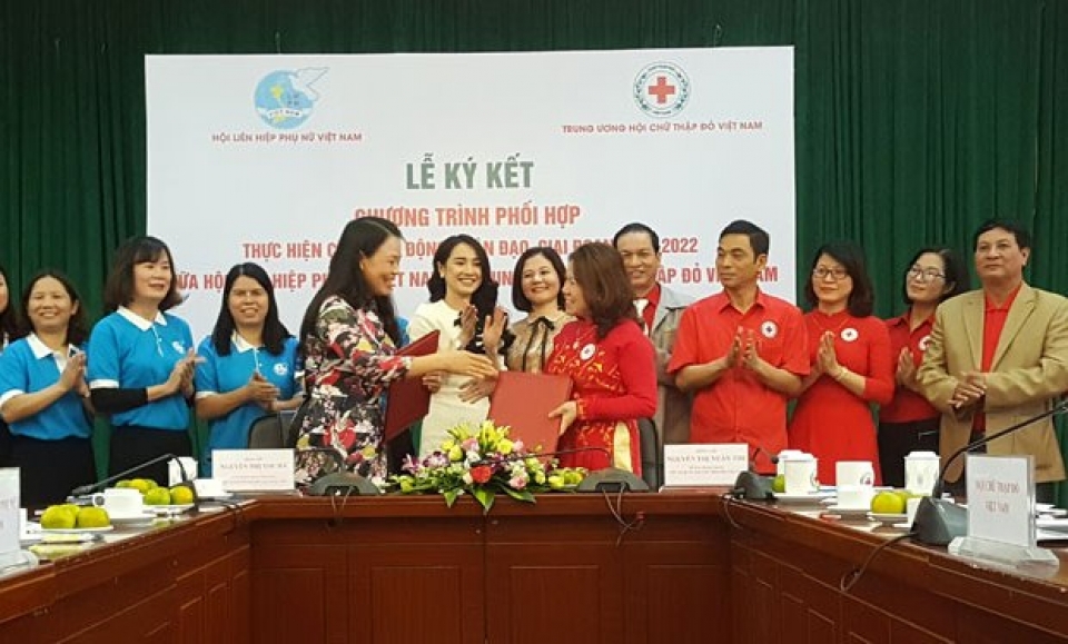 nha phuong dong hanh cung phu nu vung bien cuong