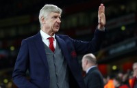 unai emery ke vi arsene wenger ngoi vao ghe nong tai arsenal