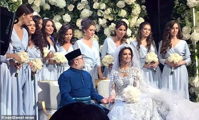 them mot thanh vien hoang gia malaysia cuoi vo nguoi nuoc ngoai