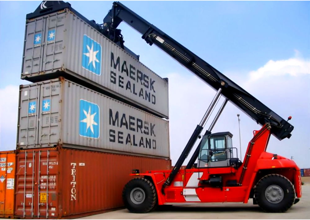 Trong thời kỳ 2030 - 2050, khu vực dịch vụ tiếp tục duy trì tốc độ tăng trưởng cao hơn tốc độ tăng trưởng chung của nền kinh tế, chiếm tỷ trọng khoảng 60% GDP. (Nguồn: Báo Hải quan)