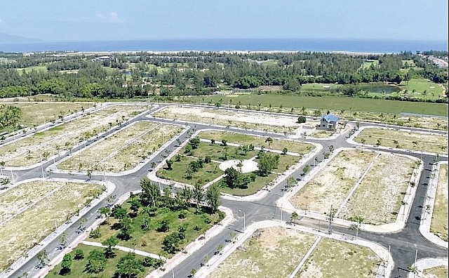 Đất nền, đất nền dự án tiếp tục sôi động; dòng vốn ùn ùn chuyển dịch vào miền Trung