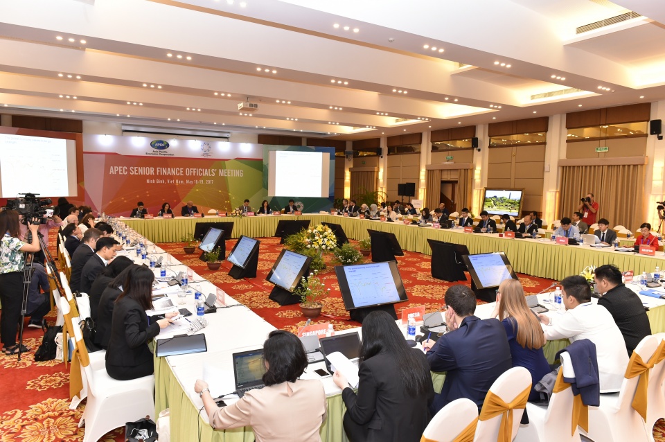 sfom thuc day hoi nhap va phat trien dai han