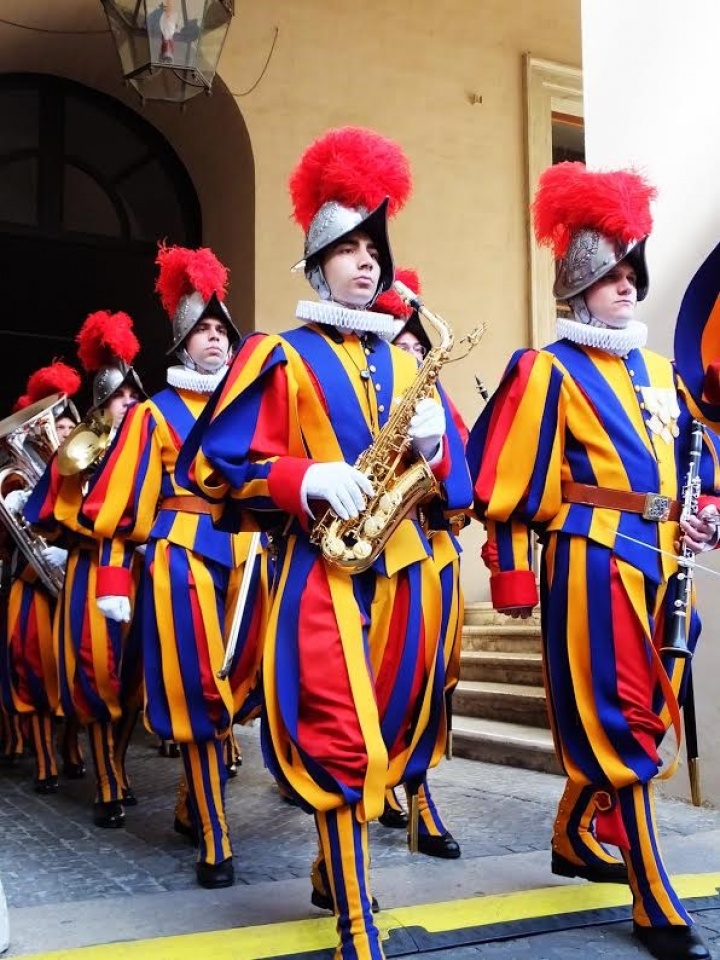 hinh anh dac biet ve doi ve binh thuy sy bao ve giao hoang