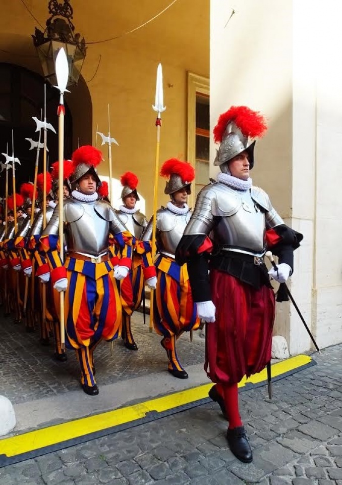 hinh anh dac biet ve doi ve binh thuy sy bao ve giao hoang