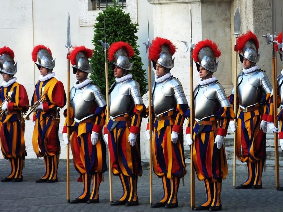 hinh anh dac biet ve doi ve binh thuy sy bao ve giao hoang