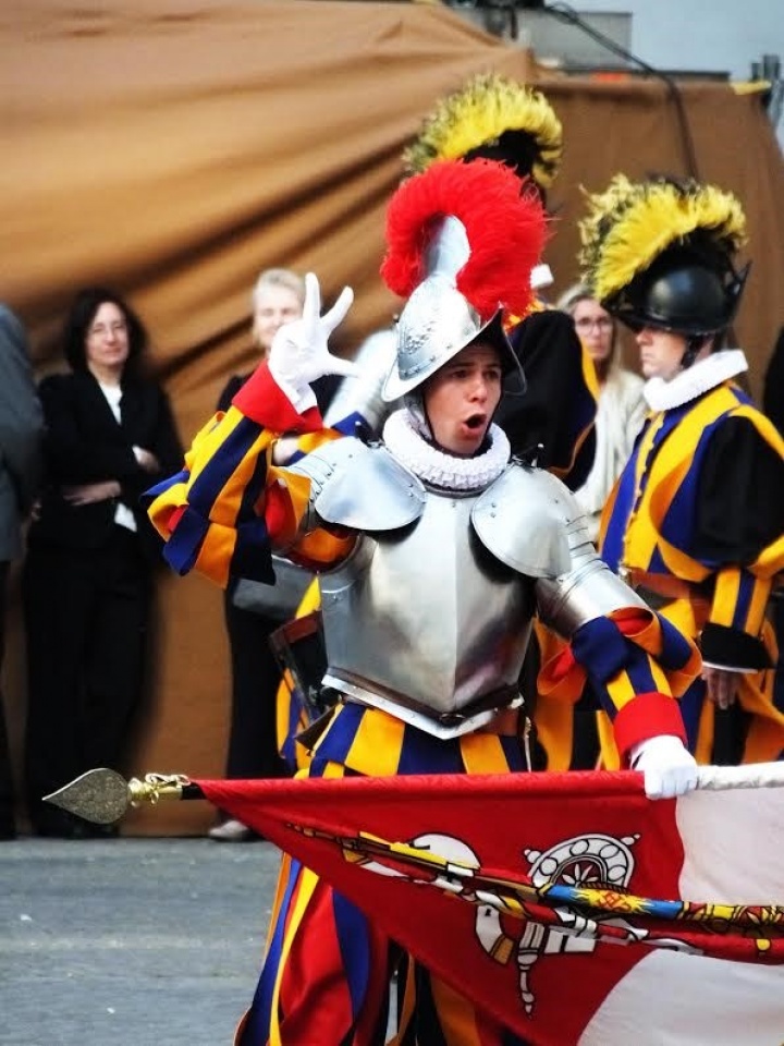 hinh anh dac biet ve doi ve binh thuy sy bao ve giao hoang