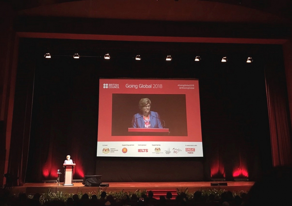 viet nam dung thu 3 asean ve do mo trong giao duc