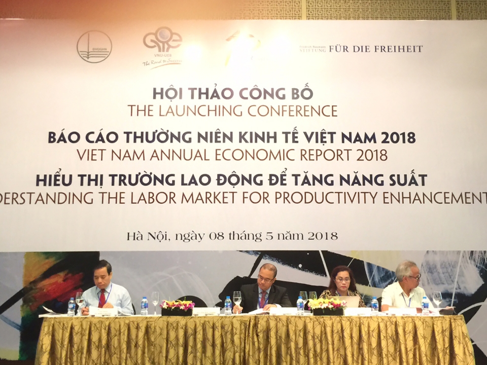 Lương tăng nhanh hơn năng suất - Vòng luẩn quẩn kìm hãm tăng trưởng luong tang nhanh hon nang suat vong luan quan kim ham tang truong