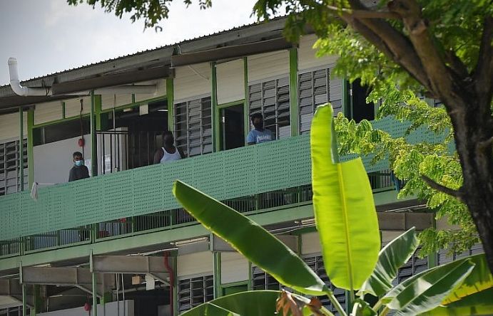 cap nhat 14h ngay 25 mexico canh bao ty le tu vong do covid19 o muc cao singapore noi long han che xa hoi