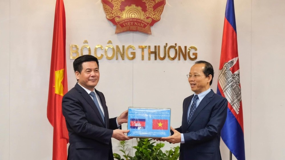 Việt Nam-Campuchia tăng cường hợp tác thương mại song phương bằng 7 biện pháp