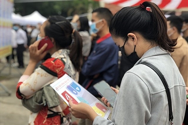 Cách 'cứu' hàng triệu người tiếp tục mất việc vì Covid-19