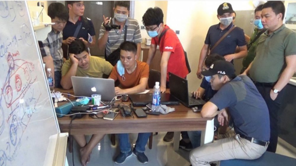 can trong sap bay san giao dich tai chinh ao