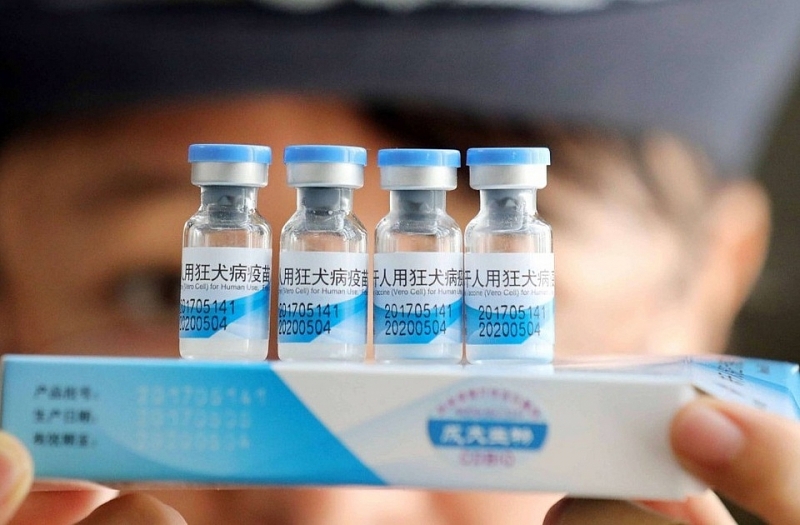 Chưa hết hoang mang vì đại dịch, thế giới lại ‘đau đầu’ với vấn nạn vaccine Covid-19 giả