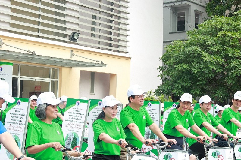 Hàng trăm thanh niên hưởng ứng Ngày Thế giới không thuốc lá Hàng trăm thanh niên hưởng ứng Ngày thế giới không thuốc lá