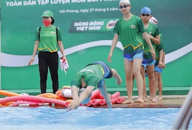 Trang bị các kiến thức, kỹ năng phòng chống đuối nước cho trẻ em