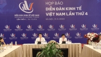 Ba Bộ trưởng lần đầu đối thoại về nhiều vấn đề 'nóng' tại Diễn đàn Kinh tế Việt Nam lần thứ 4