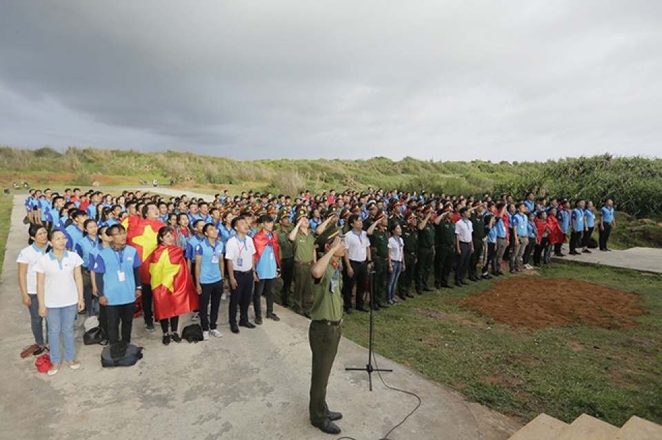 soi noi cac hoat dong sinh vien huong ve bien dao to quoc