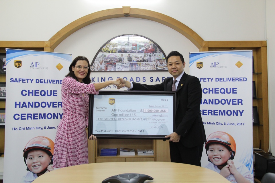 1 trieu usd nang cao nhan thuc an toan giao thong cho gioi tre