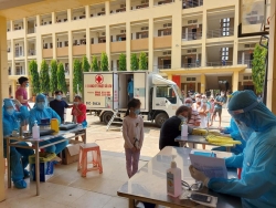 Covid-19 ở Việt Nam sáng 14/6: Gần 2 tháng không có ca nhiễm mới trong cộng đồng, phi công người Anh đã tự thở