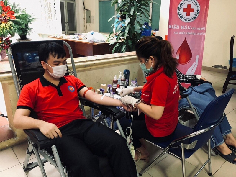 Phấn đấu tiếp nhận hơn 1,4 triệu đơn vị máu từ hiến máu tình nguyện trong năm 2022