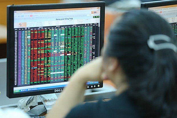 Thị trường chứng khoán ngày 9/6: VN-Index hồi 15 điểm, HSX bất ngờ ‘sập nguồn’