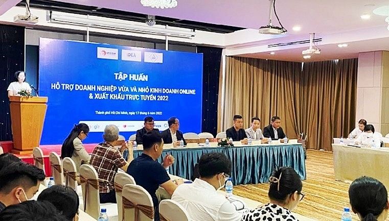 Hỗ trợ doanh nghiệp vừa và nhỏ kinh doanh online và xuất khẩu trực tuyến
