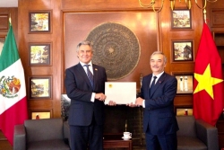 Trao quyết định bổ nhiệm lãnh sự danh dự tại Mexico
