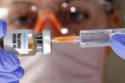 Nga bác cáo buộc tiếp tay tin tặc tấn công các phòng nghiên cứu vaccine Covid-19