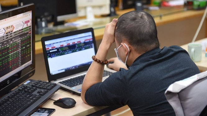 thi truong chung khoan ngay 197 phe ban chien thang