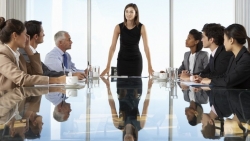 Tỷ lệ lãnh đạo nữ trong ngành tài chính Anh ngày càng tăng