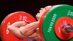 Olympic Tokyo 2020: Thạch Kim Tuấn thất bại ở môn cử tạ, boxing nữ dừng bước