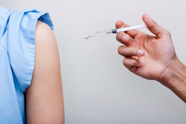 Cần bỏ tâm lý chờ đợi, lựa chọn vaccine, nên tiêm ngay càng sớm các tốt