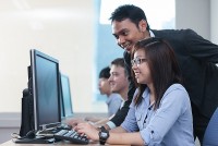 Giải 'cơn khát' nhân sự cho ngành blockchain