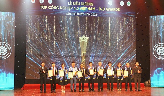 Biểu dương 35 doanh nghiệp có nhiều đóng góp thúc đẩy phát triển kinh tế số