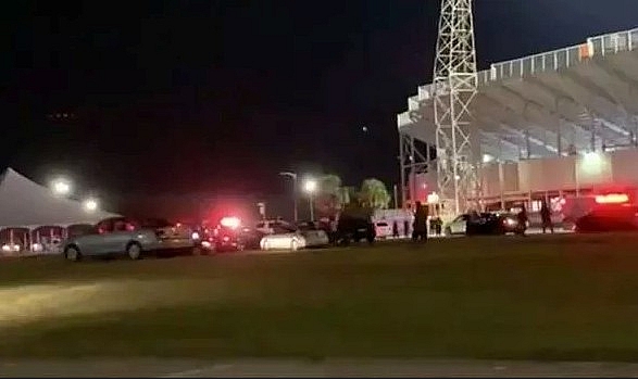 my xa sung o san van dong nhieu hoc sinh bi thuong nang