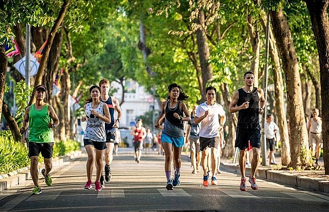 truyen-cam-hung-cho-phong-trao-chay-bo-trong-cong-dong