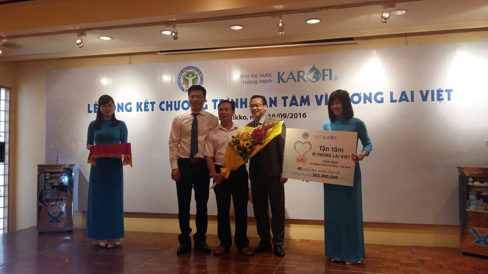 gan 20000 dan duoc tiep can nguon nuoc tinh khiet