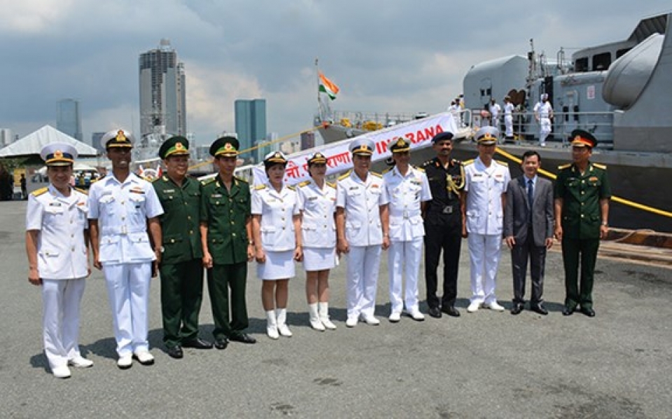 tau hai quan an do tham viet nam